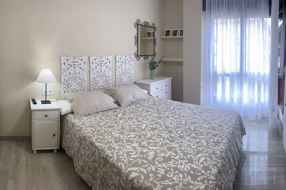 Ganze Wohnung, Apartamento en la playa con piscina - Azcona 6004 in Noja, Kantabrische Küste