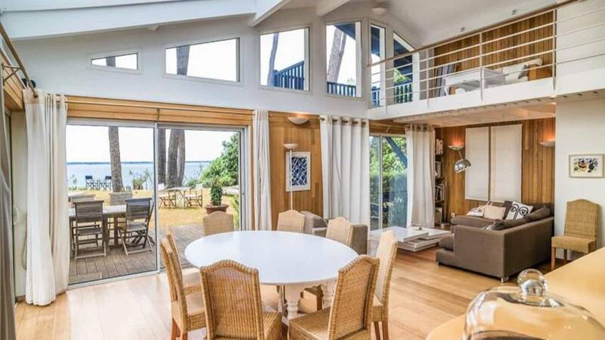 Location de vacances pour 13 personnes, avec jardin sur la Dune du Pilat