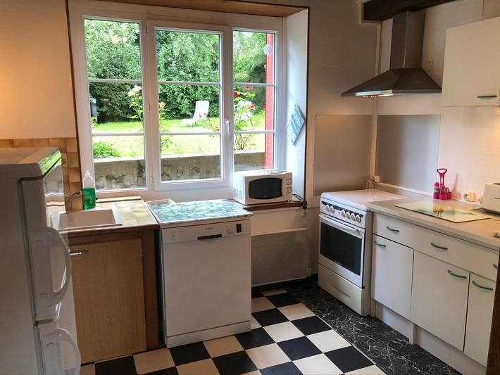 Location de vacances pour 2 personnes, avec vue et jardin, animaux acceptés à Saint-Germain-des-Champs - 4