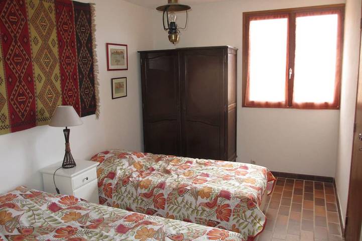 Location de vacances pour 4 personnes, avec Terrasse et Jardin dans Plage De Maora - 4