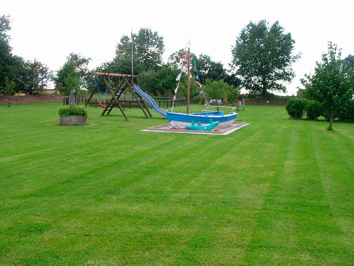 Ferienwohnung für 3 Personen, mit Pool und Terrasse sowie Garten in Westfehmarn - 2