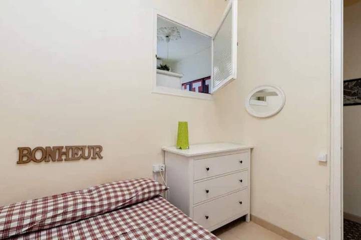 Apartamento entero, Gracia Fontana, 2 dormitorios, Barcelona in Centro Barcelona, Barcelona