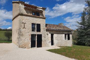 Location de vacances pour 4 personnes, avec jardin à Flaujac-Poujols