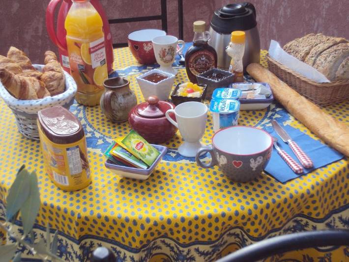 Maison d’hôte pour 2 personnes, avec jardin ainsi que vue et piscine à Pernes-les-Fontaines - 4