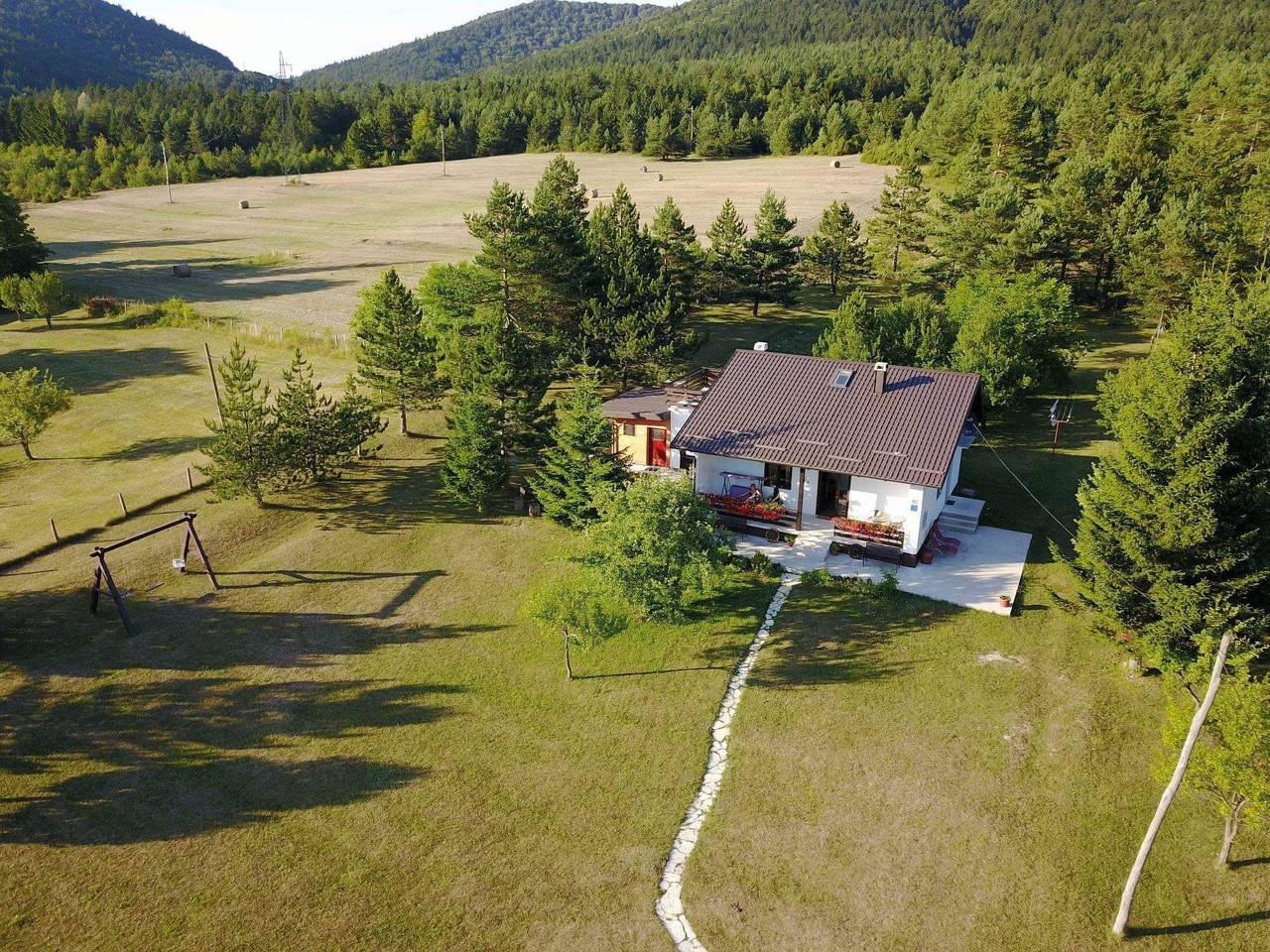 Mit Garten, Grill und Terrasse in Rudanovac, Plitvicer Seen