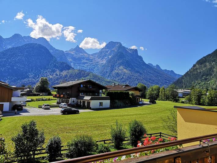 Ferienwohnung für 8 Personen, mit Balkon und Garten, kinderfreundlich in Lofer - 4