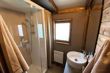 Camping pour 4 Personnes dans Grues, Fontenay-le-Comte, Photo 3