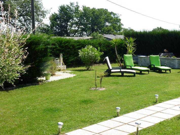 Gîte pour 2 personnes, avec Terrasse ainsi que Jardin et Vue à Pimbo