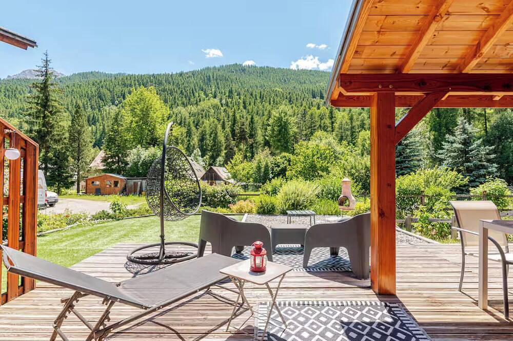 Chalet neuf classe 4****pour 6/8 personnes in La Salle-les-Alpes, Serre Chevalier