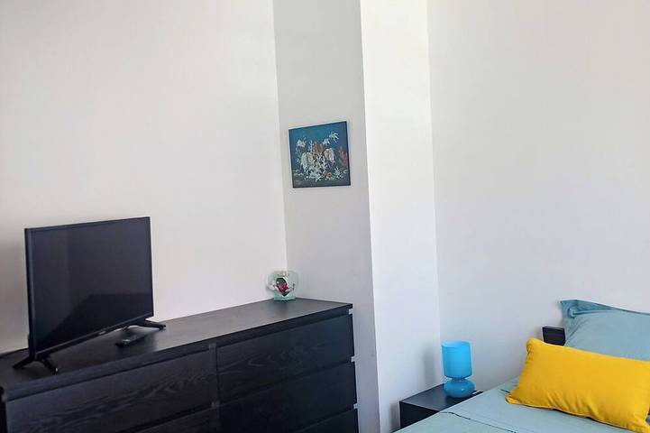 Location de vacances pour 3 personnes, avec terrasse et jardin à Belcodène - 3