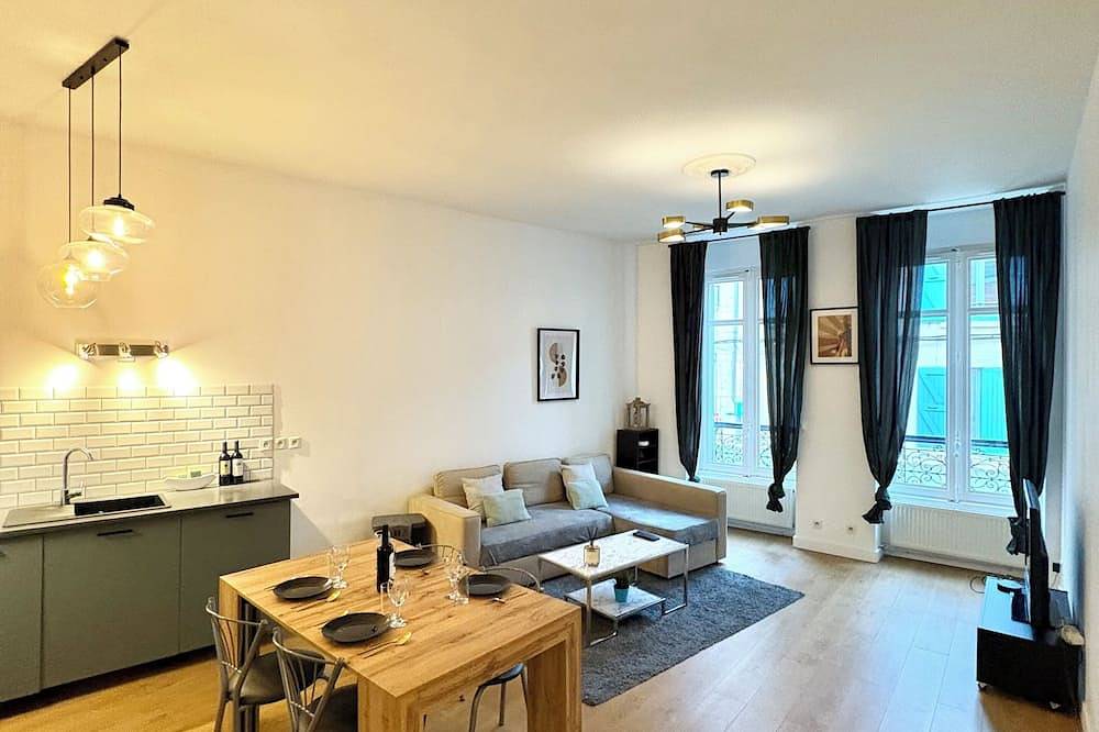 Ganze Wohnung, T3 hyper center near train station in Bourgoin-Jallieu, La Tour-du-Pin und Umgebung