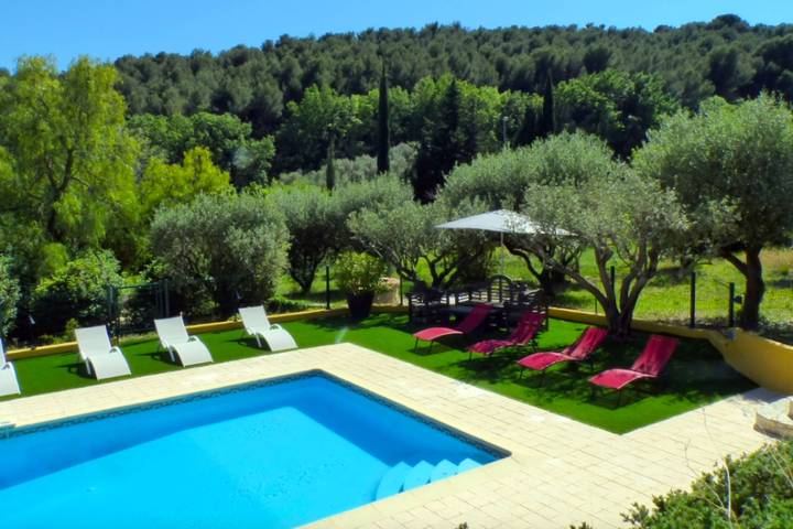 Ferienhaus für 15 Personen, mit Balkon und Garten sowie Pool, kinderfreundlich - 1