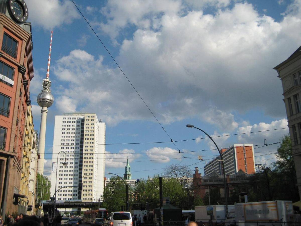 One-Bedroom Apartment (2 Adults) in Mitte Berlin, Berlín