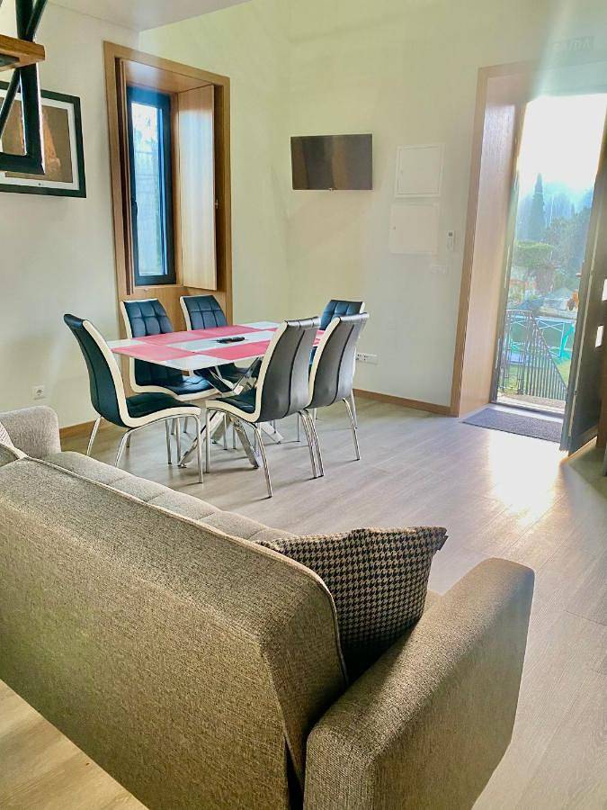 Location de vacances pour 2 personnes, avec piscine et vue ainsi que jardin et bassin pour enfant à Mondim de Basto - 2