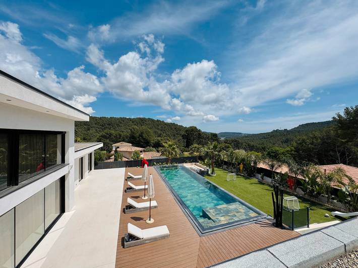 Maison de vacances pour 10 personnes, avec jacuzzi et jardin, animaux acceptés à Bandol