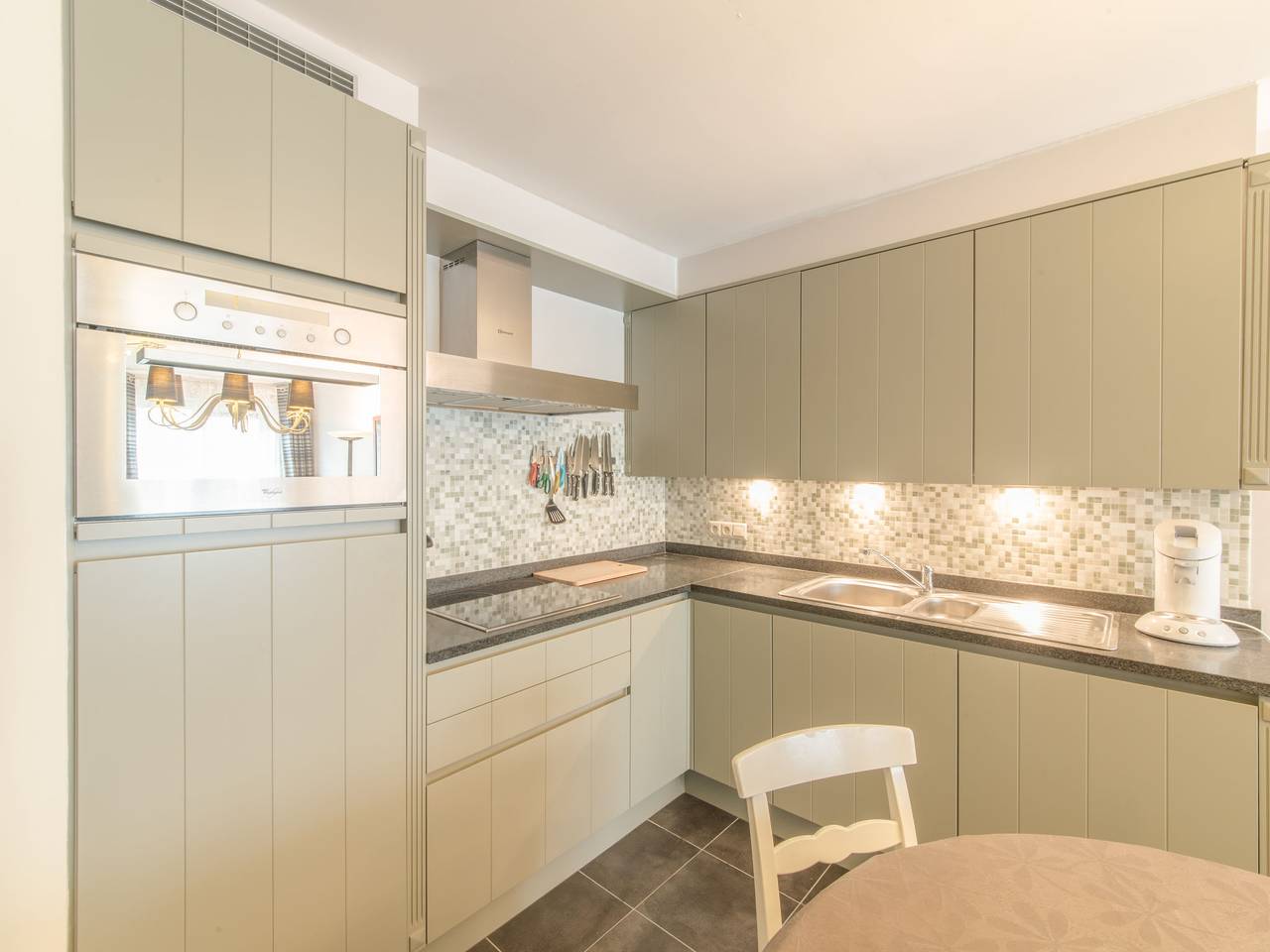 Appartement entier, Sea Garden ground floor with garden in Le Coq, Côte belge