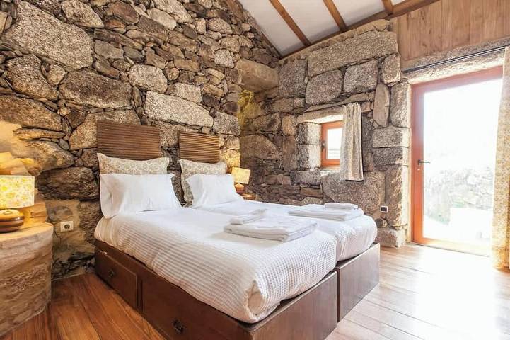 Location de vacances pour 9 personnes, avec jardin et piscine dans Cabeceiras de Basto