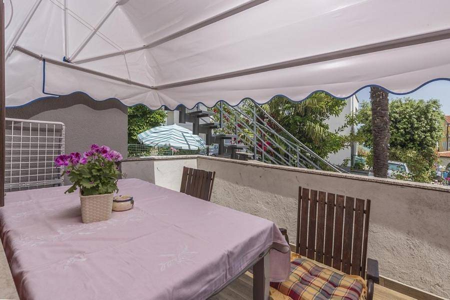 Ganze Wohnung, Apartment fur 2 Personen nur 50m vom Strand. in Novigrad, Umag und Umgebung