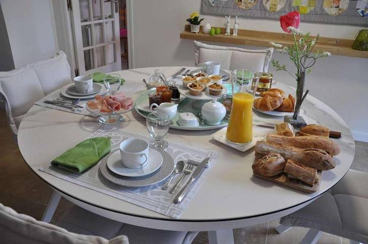 Chambre d’hôte pour 2 personnes, avec piscine ainsi que jacuzzi et jardin à Béziers - 2