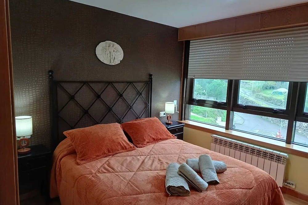 Entire apartment, Homerez - Apartment in Ourense in Ourense, Ourense Region
