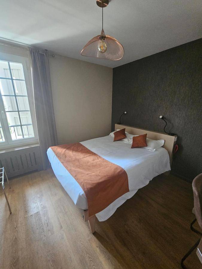 Hôtel pour 2 personnes, avec piscine et terrasse à Bozouls - 4