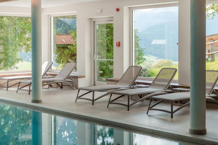 Hôtel pour 2 personnes, avec sauna et jardin ainsi que piscine et vue