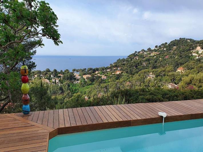 Villa pour 8 personnes, avec piscine ainsi que jardin et terrasse à Hyeres