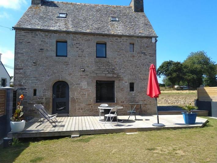 Location de vacances pour 6 personnes, avec jardin à Ploumilliau - 3