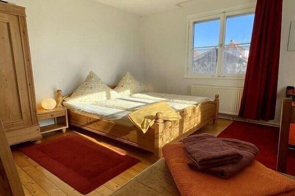Ferienwohnung in Salem mit Schwimmbecken in Salem, Region Bodensee-Oberschwaben