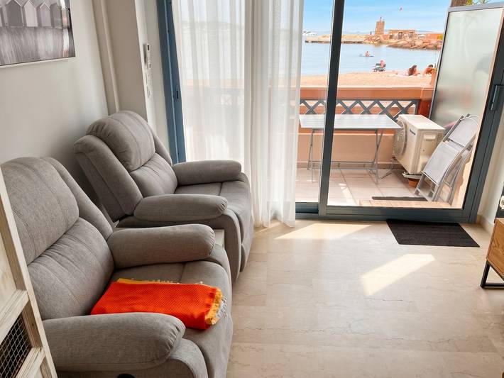 Apartamento entero, Apartamento cómodo en Théoule-sur-Mer, 30 m², vista al mar. in Théoule-sur-Mer, Massif de l'Esterel