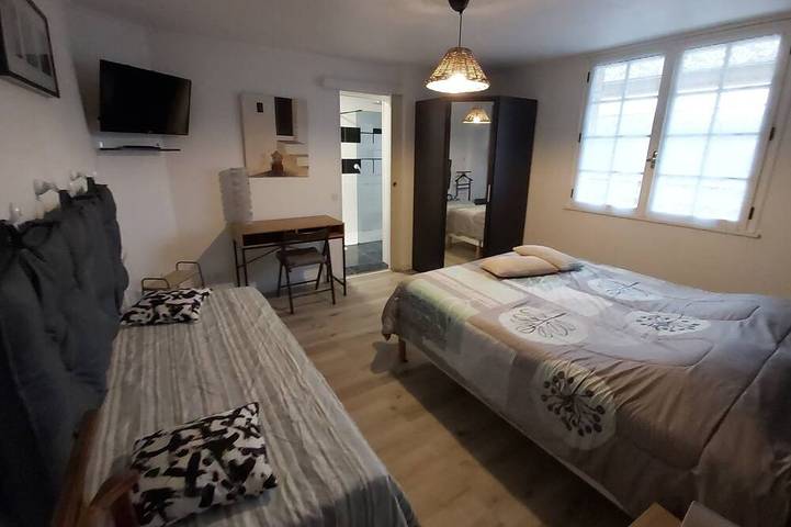 Location de vacances pour 3 personnes, avec Terrasse et Jardin à Aubin - 3