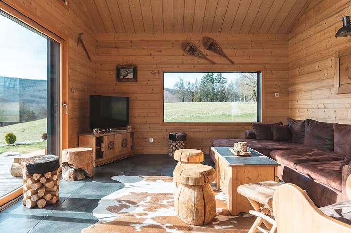 Gîte pour 12 personnes, avec jacuzzi ainsi que jardin et terrasse à Saint-Julien-en-Vercors - 2