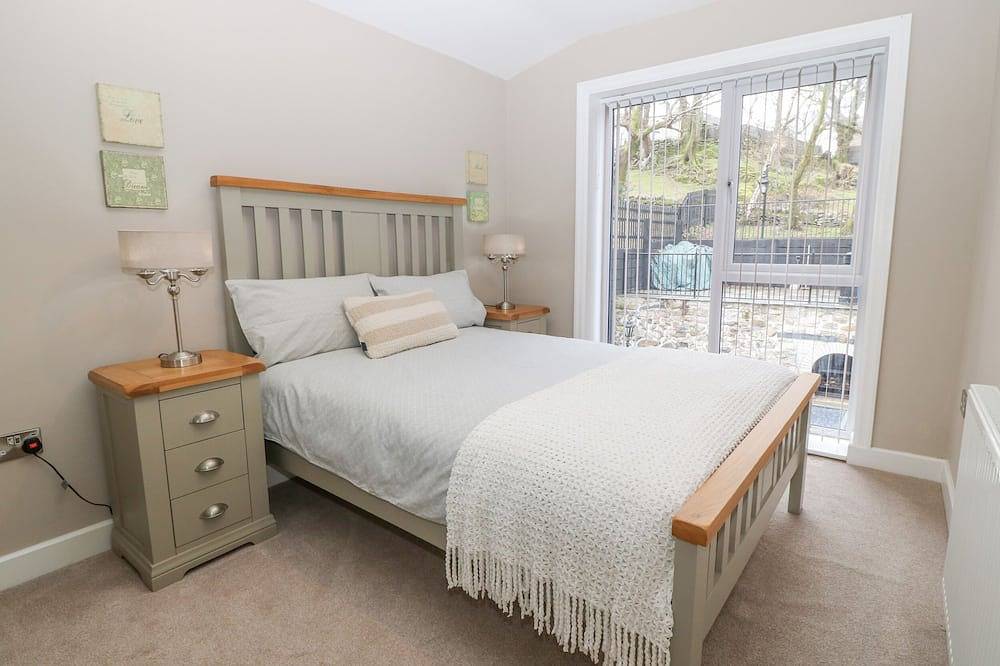 Ty Bains, family friendly, character holiday cottage in Llanberis in Llanberis, Llyn Padarn