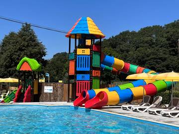 Camping voor 12 Personen in Peyrouse, Hautes-Pyreneeën, Afbeelding 2