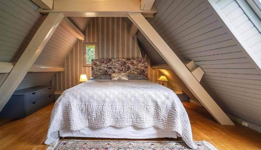 Location de vacances pour 8 personnes, avec jardin et piscine à Lembras - 2