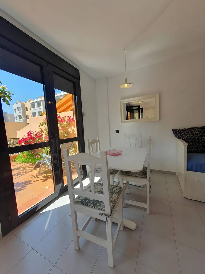 Appartement entier, Appartement de vacances « Alquilaencanarias Duplex Beach » avec balcon et Wi-Fi in Playa El Salado (Granadilla de Abona), Granadilla de Abona