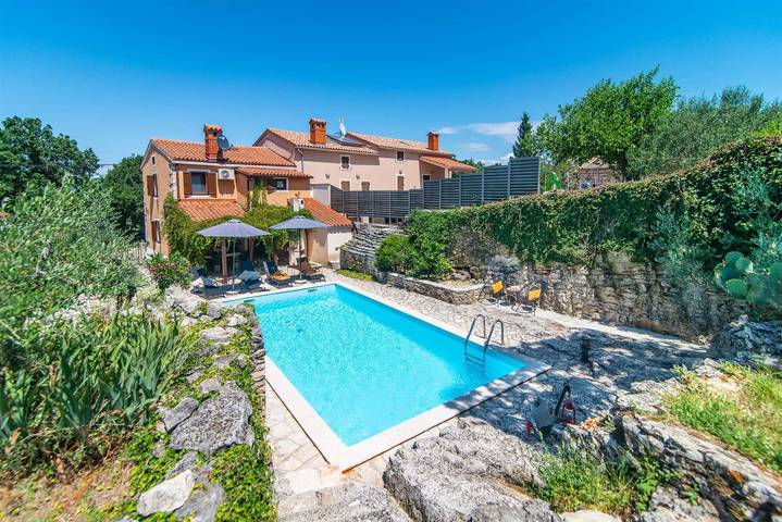 Villa für 6 Personen, mit Garten und Pool, mit Haustier - 1