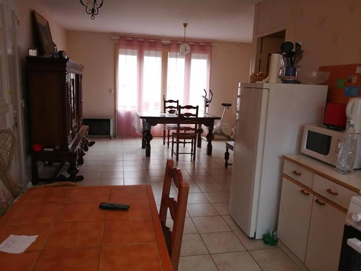 Location de vacances pour 2 personnes, avec vue et jardin à Bouresse - 3