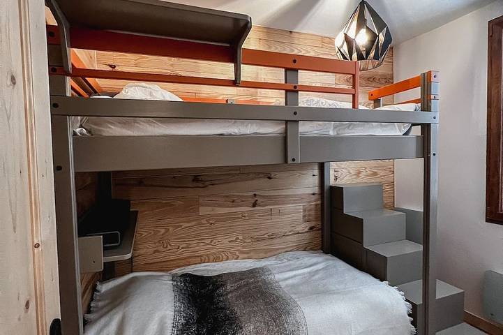 Location de vacances pour 10 personnes, avec balcon ainsi que jardin et sauna à Saint-Nicolas-la-Chapelle - 2