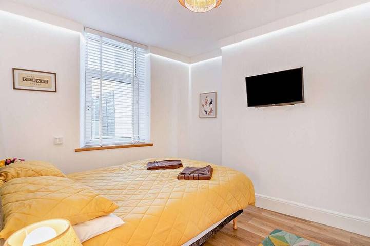 Ganze Wohnung, 2 Bed in Brixham (oc-bx078) in Brixham, Torbay