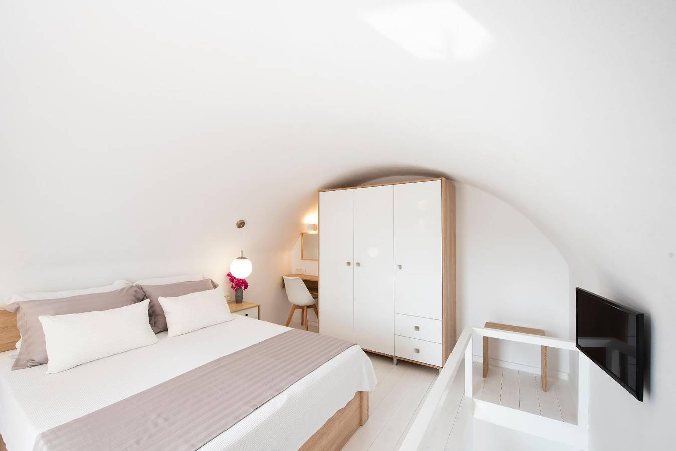 Entire holiday apartment, About the Property in Exo Gonia, Vothonas