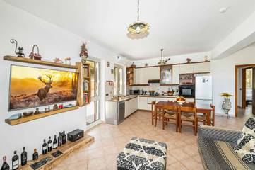 Casa Vacanza per 10 Persone in Castroreale, Provincia di Messina, Foto 3