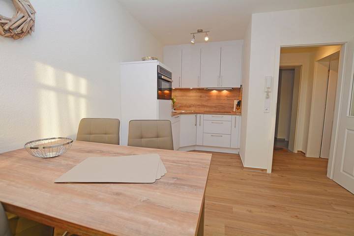 Ferienwohnung für 3 Personen, mit Terrasse und Garten sowie Ausblick in Stinteck - 4