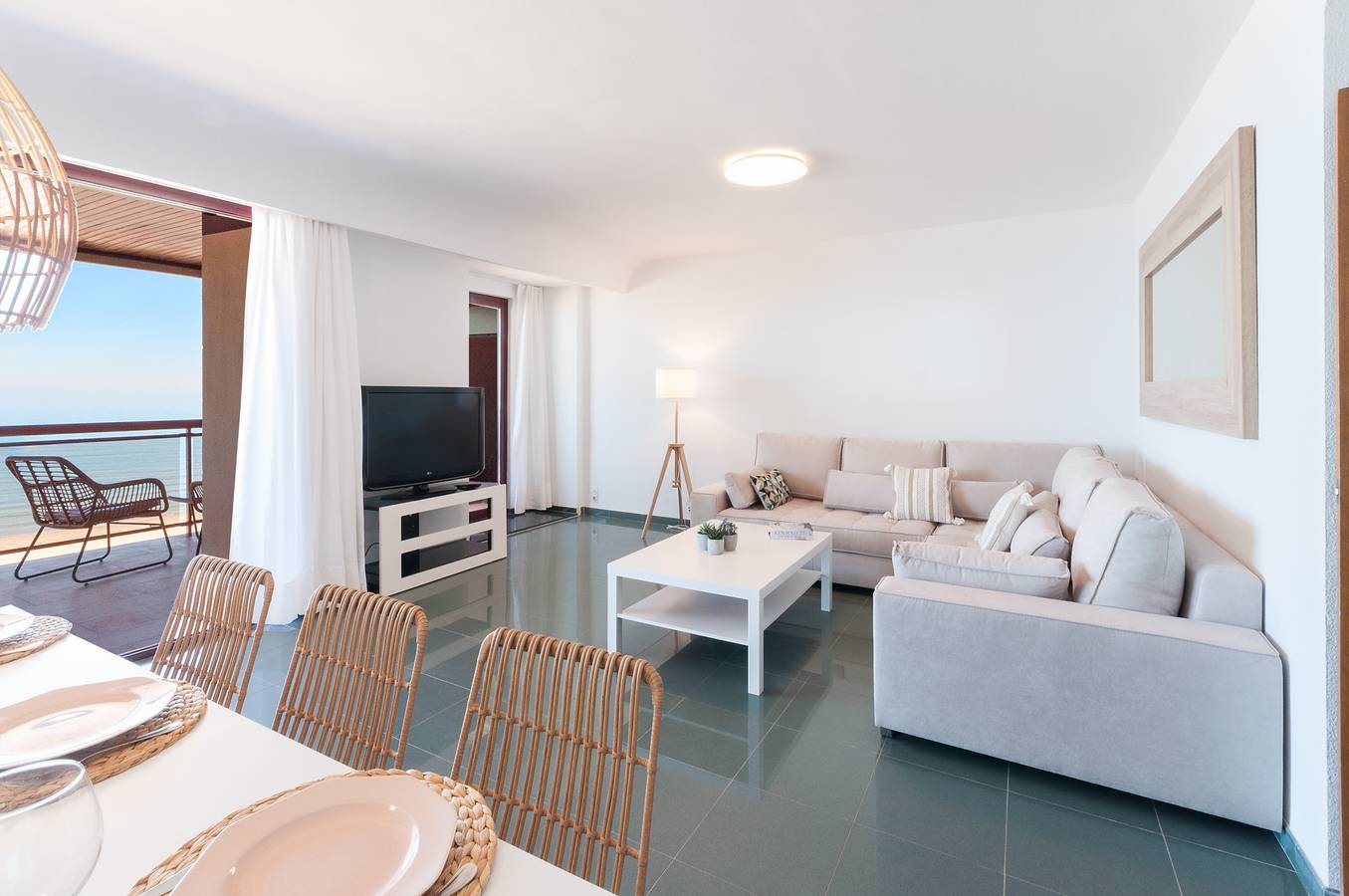 Apartamento entero, 20 Ag Albatros 9 Premium in Playa de Gandía, Costa de Valencia