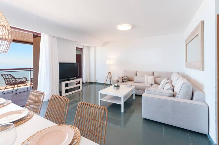 Apartamento entero, 20 Ag Albatros 9 Premium in Platja Nord de Gandia (Gandia), Playa de Gandía