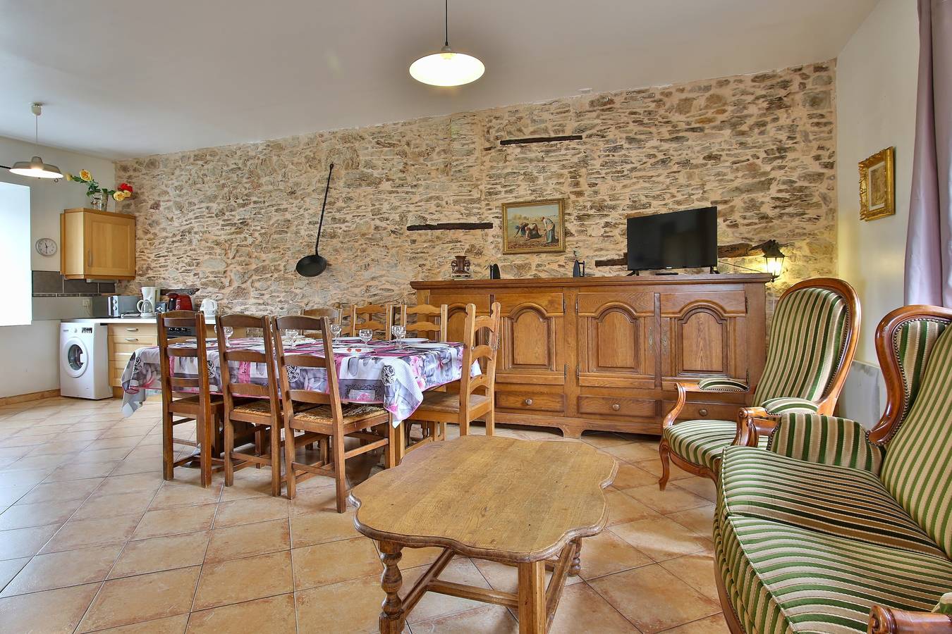 La Bergerie de la Ferme de la Baconnerie in Sainte-Marguerite-d'Elle, Cotentin