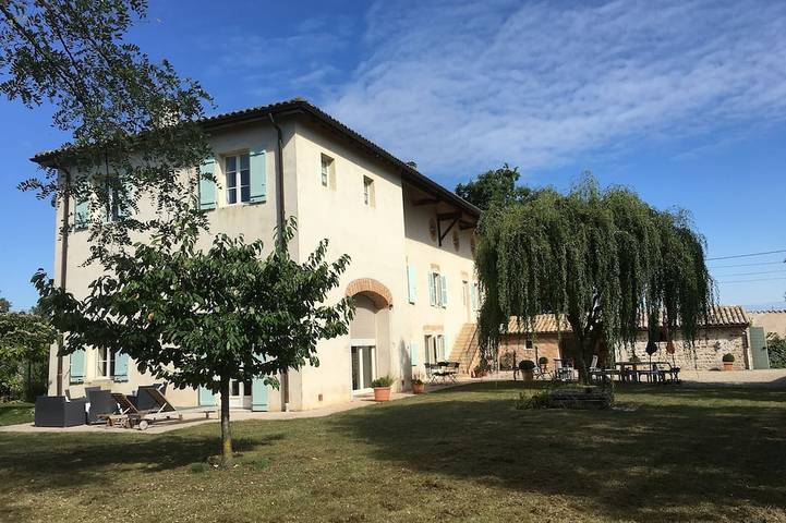 Appartement de vacances pour 3 personnes, avec Balcon et Jardin à Corcelles-en-Beaujolais