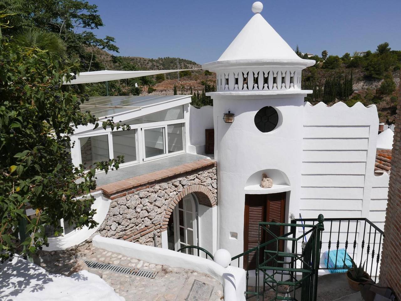 Apartment 'La Casa Turquesa Two' with Mountain View, Wi-Fi and Air Conditioning in Frigiliana, Cordillera Penibética