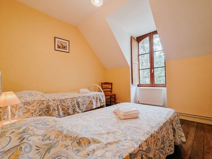 Gemütliches Ferienhaus in Berry, nah an Châteauroux, mit Garten, Wlan und Blick auf ein Schloss. in Arthon, Châteauroux und Umgebung
