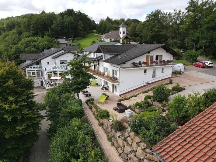 Ferienwohnung für 2 Personen, mit Balkon, kinderfreundlich in Annweiler - 2